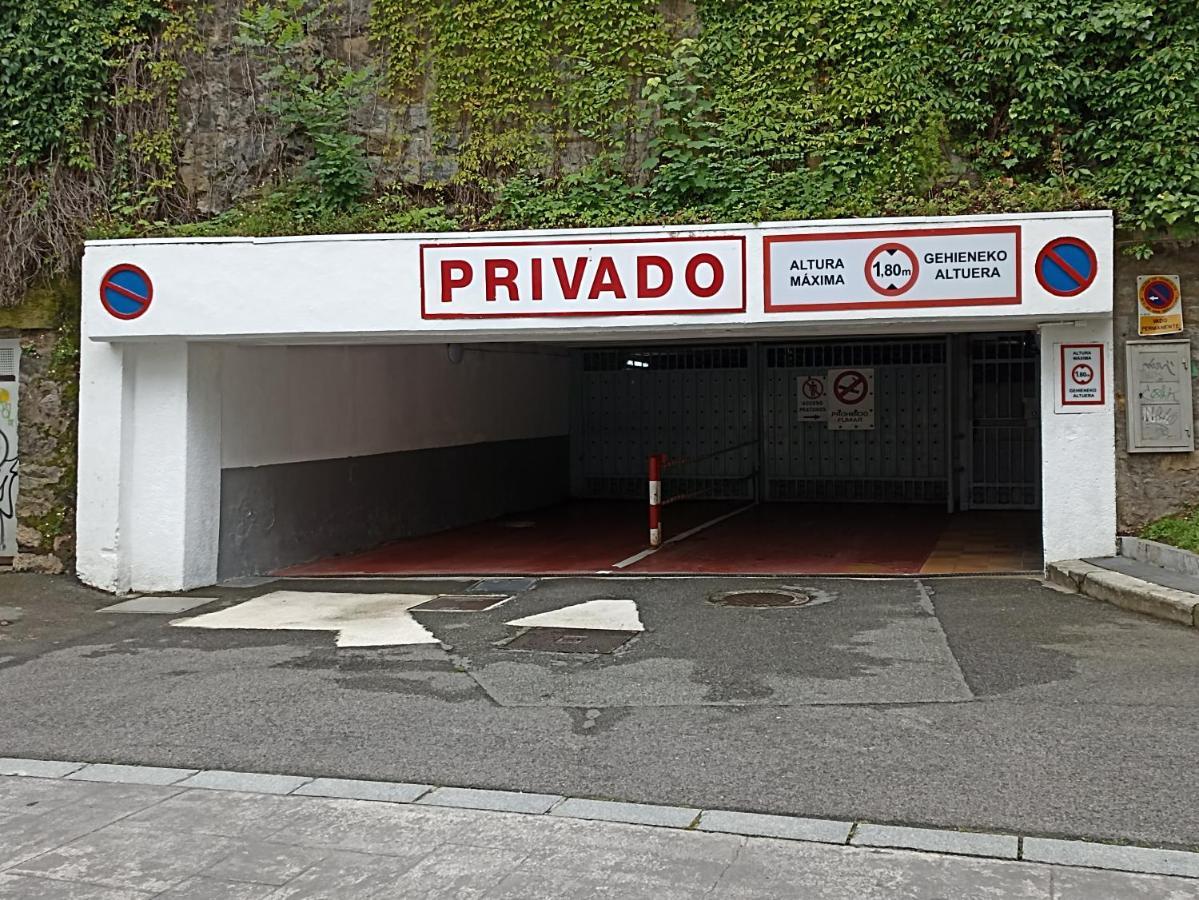 Apartamento Mentura Centro De San Sebastian Parking Free Bagian luar foto