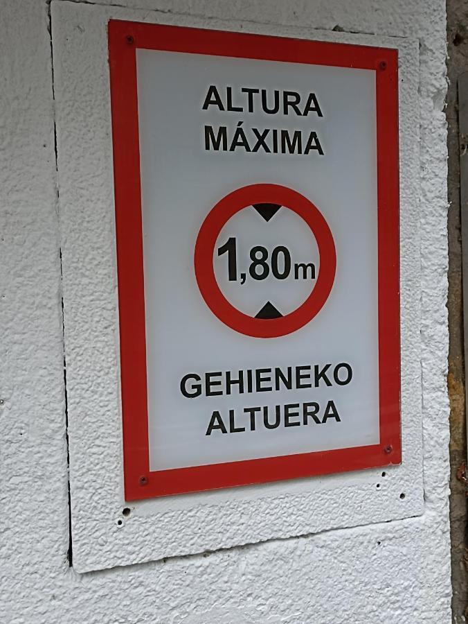 Apartamento Mentura Centro De San Sebastian Parking Free Bagian luar foto