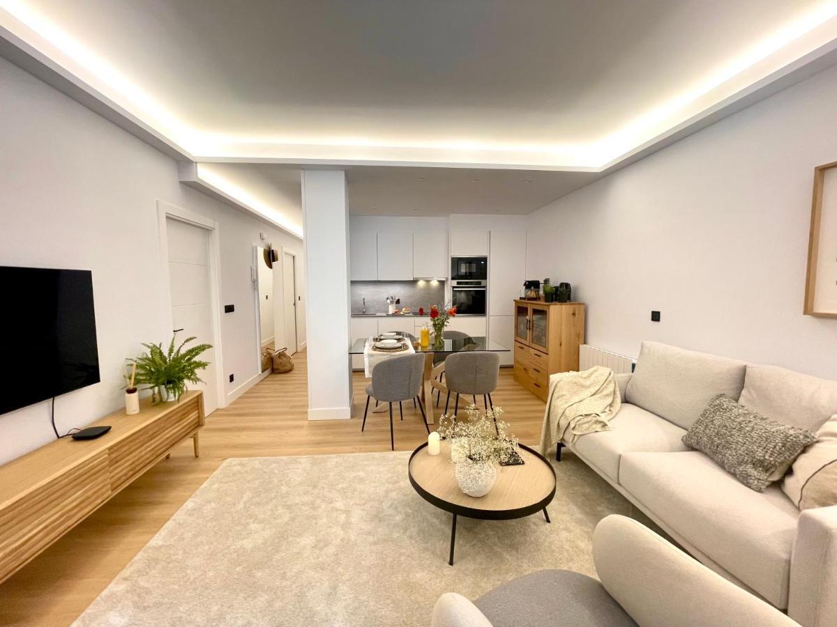 Apartamento Mentura Centro De San Sebastian Parking Free Bagian luar foto